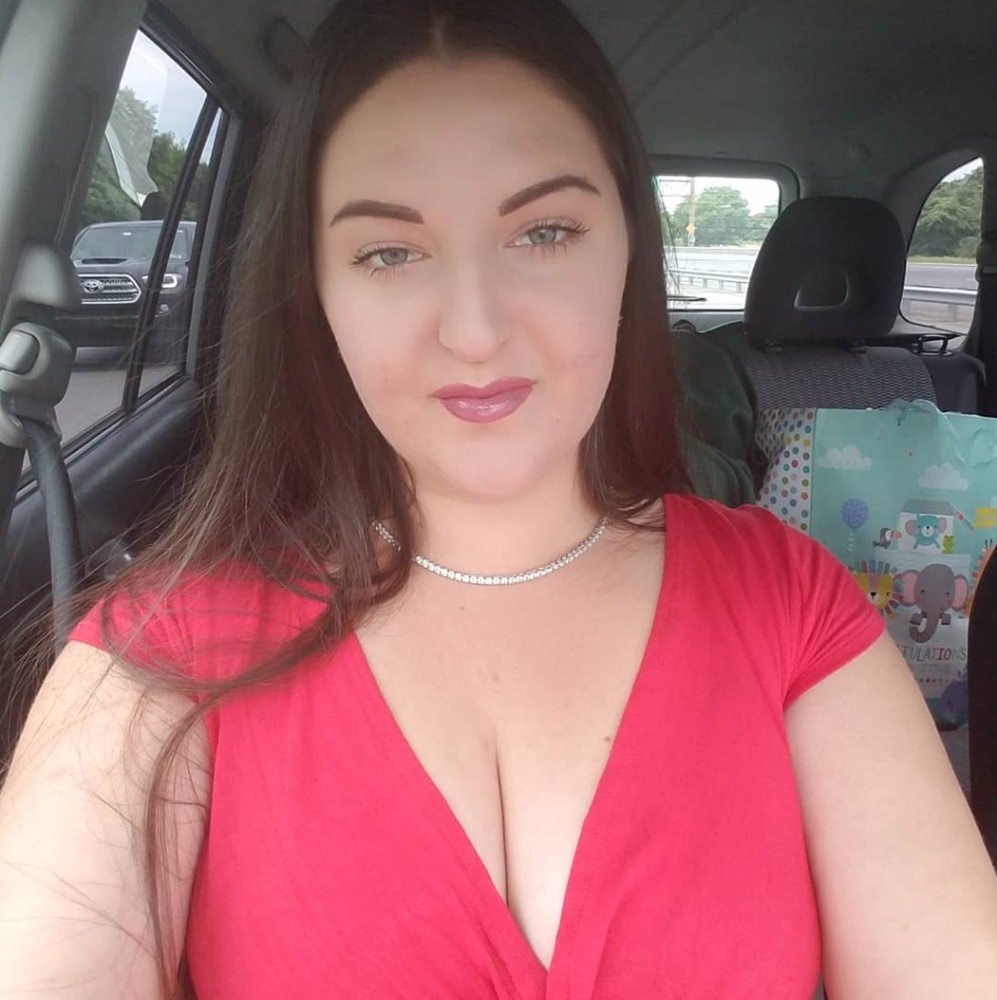 Meet your Posher, Kara